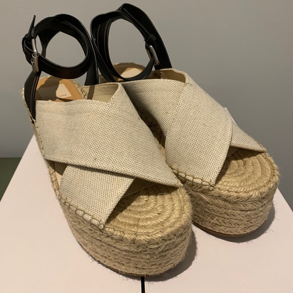 Dolce Vita Carsie Wedges in Natural - Picture 4 of 9